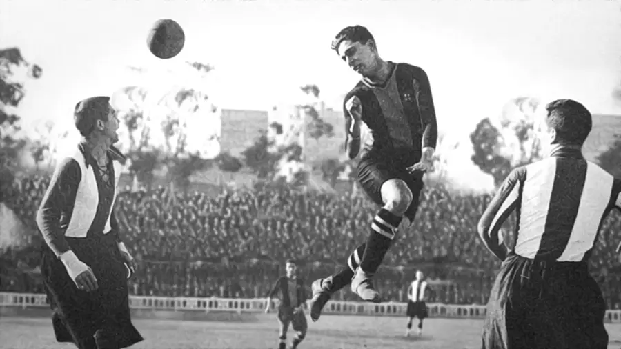 Football match old photos