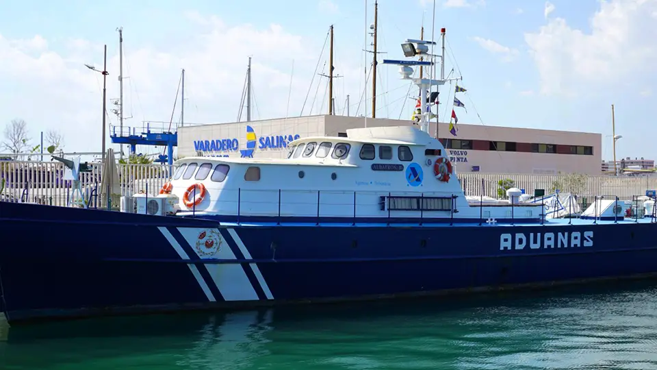 Boat Albatros III froma float in Torrevieja