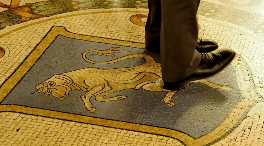 The legend of the Turin bull and the place in the Victor Emmanuel II Gallery that brings good luck