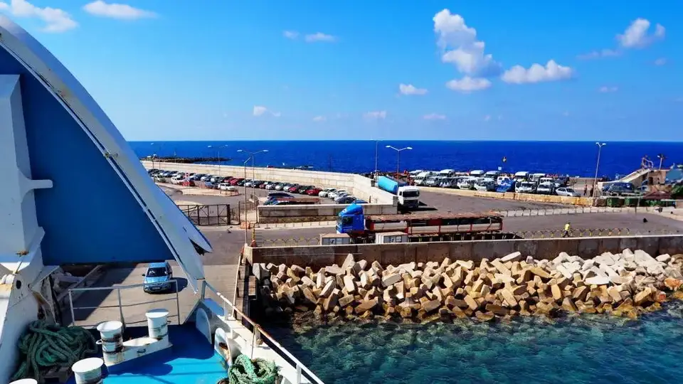 Harbor in Victoria Rabat