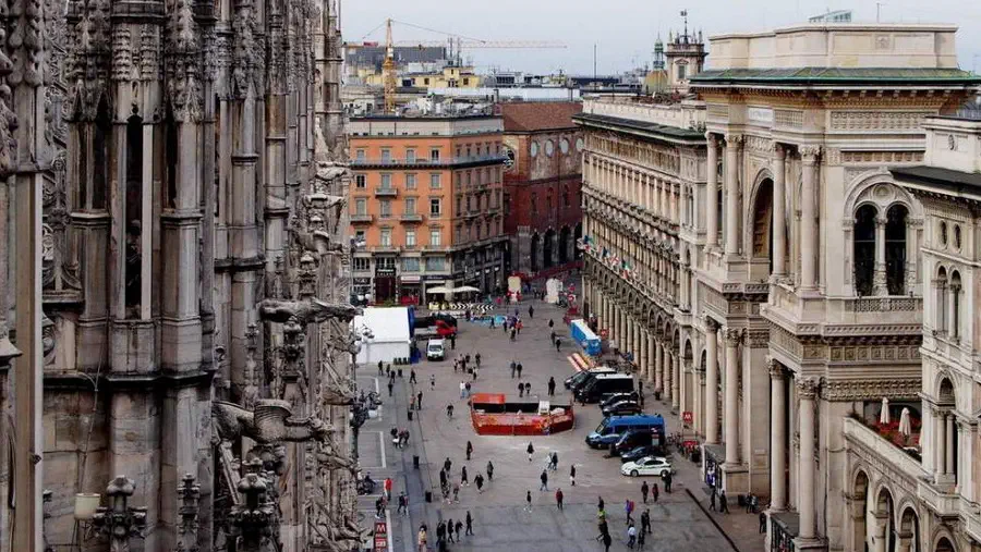 Square in front of the Duomo cathedral in Milan