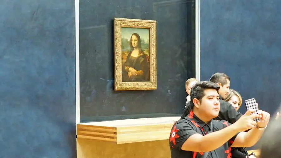 Mona Lisa Leonardo da Vinci in Paris