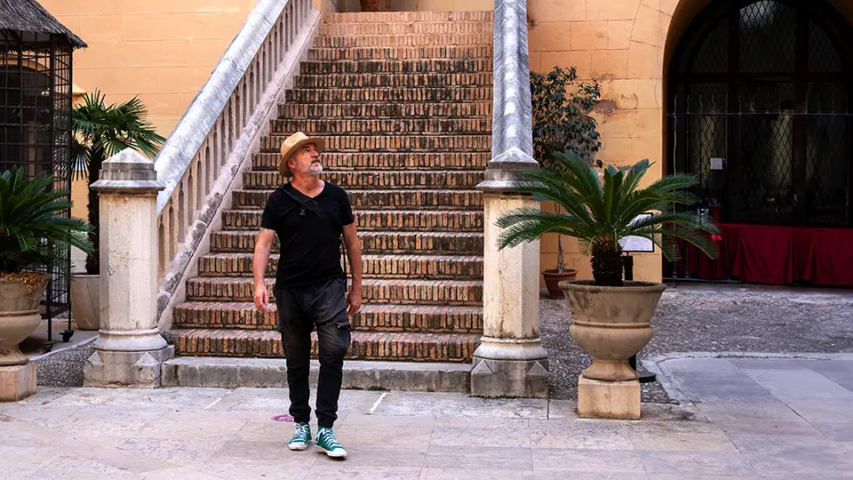 Access and sightseeing the palace