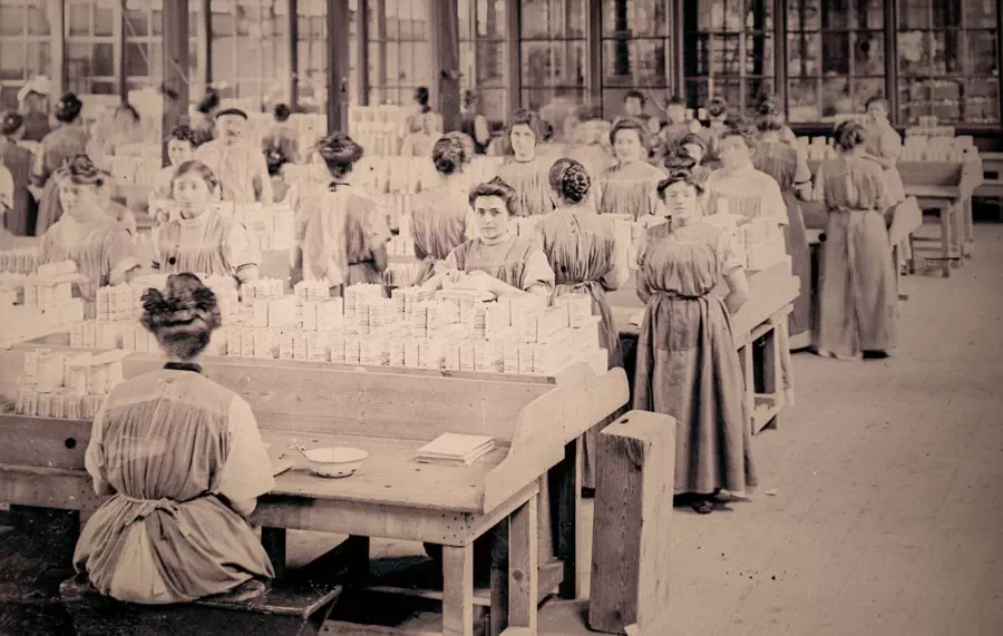 Lindt Home of Chocolate in Zurich and Swiss pioneers in chocolate production