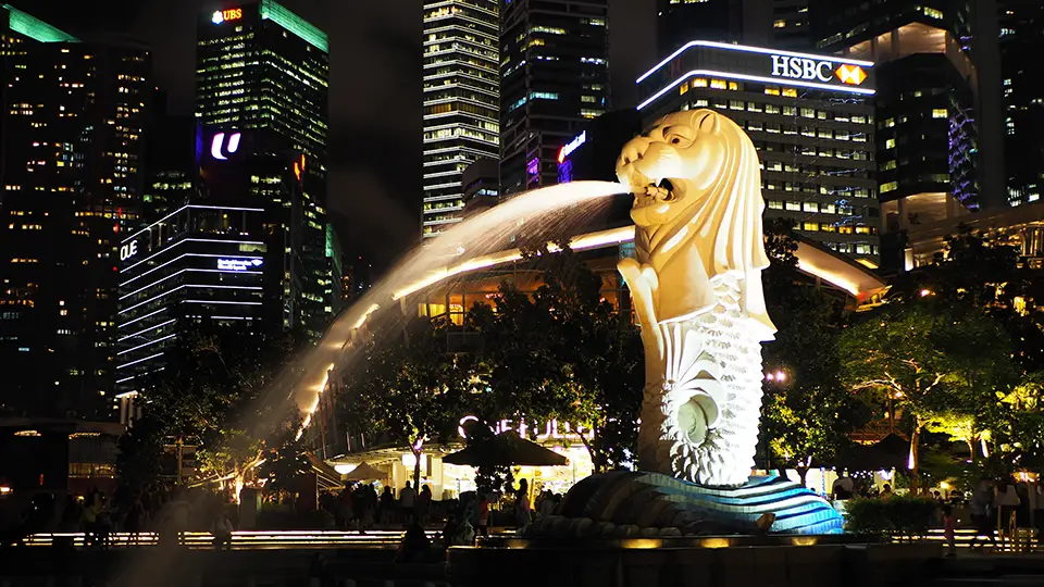 The financial centre of the city of Marina Bay