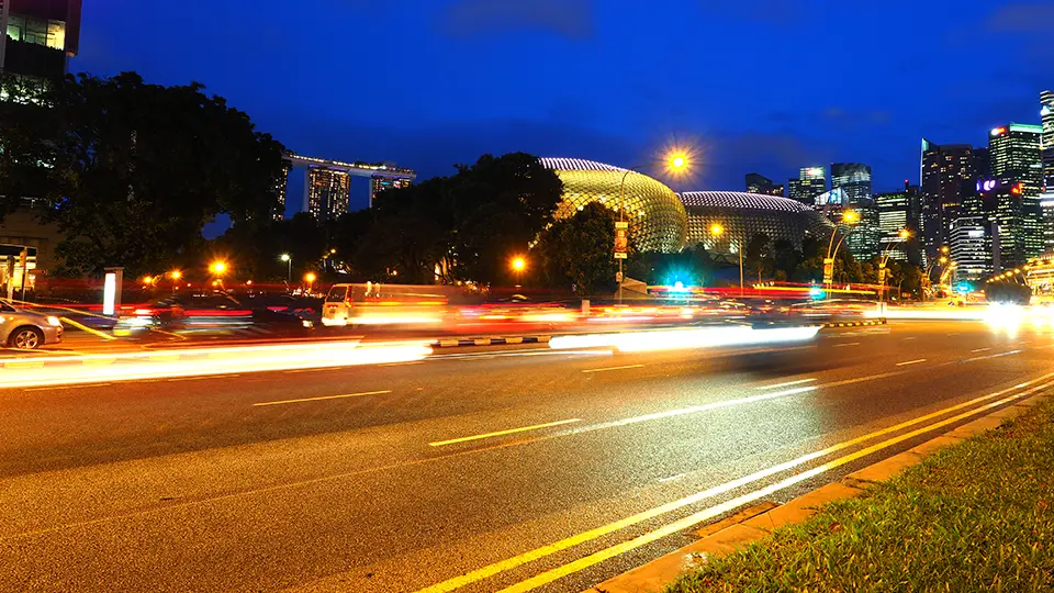 Spacious and uncrowded streets of Singapore