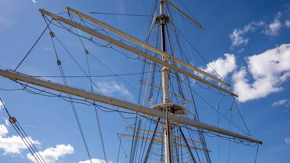 Masts of the sailing ship Dar Pomorza