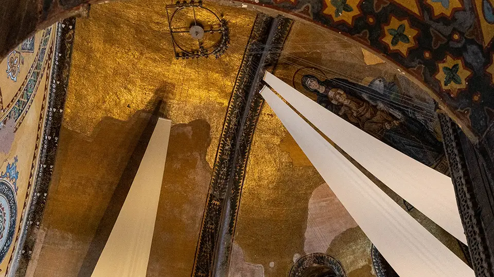 Hagia Sophia, Istanbul decorations and mosaics on the ceiling