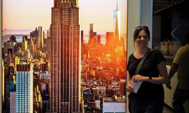Empire State Building tour, information, and curiosities
