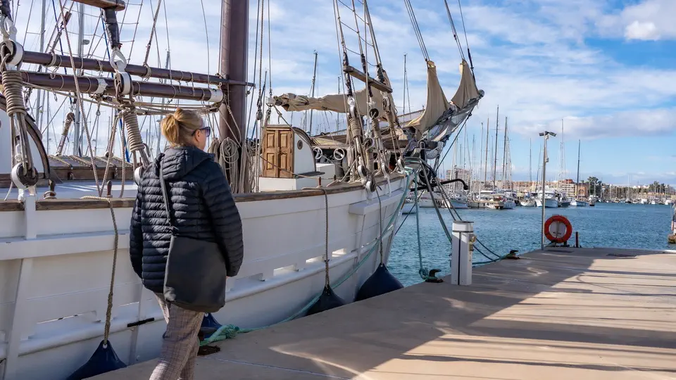 The sailing ship Pascual Flores from Torrevieja.