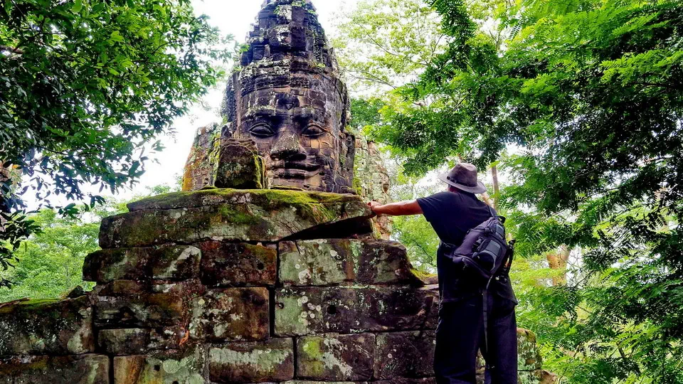 Angkor Wat, Cambodia. Buddhist monk.