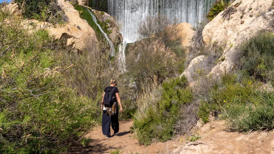 Pantano de Elche dam and waterfall.